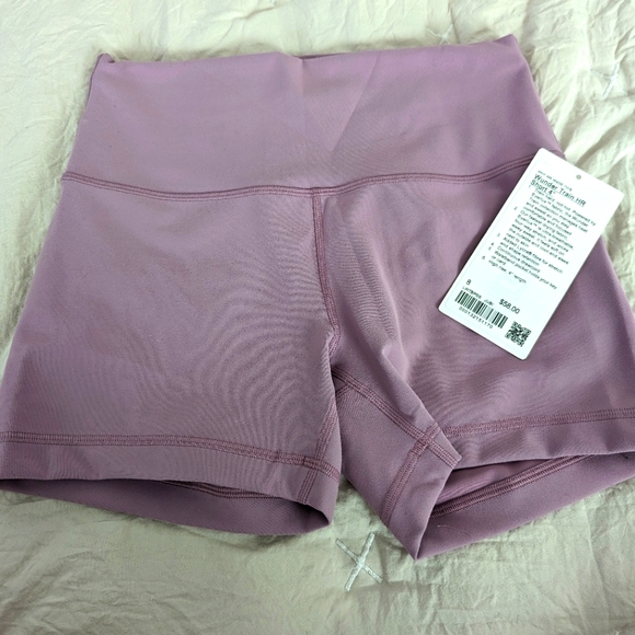 lululemon athletica Pants - Brand New with Tags Lululemon Wunder Under Shorts (4" Size 8)